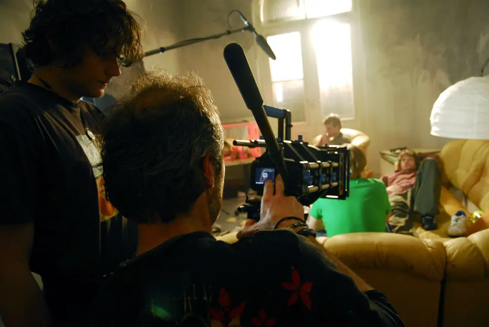 Fotos der Darsteller und Szenen vom Set