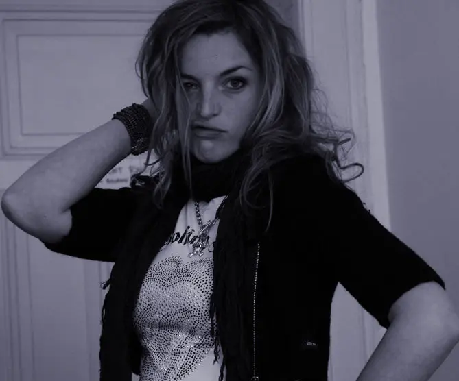 Foto von Jessica gespielt von Deborah Müller